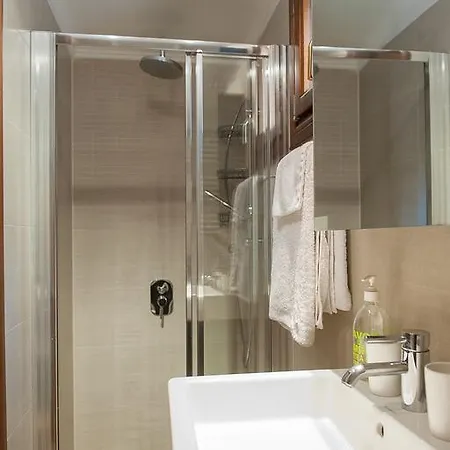 Naftilos Sani With Private Pool *