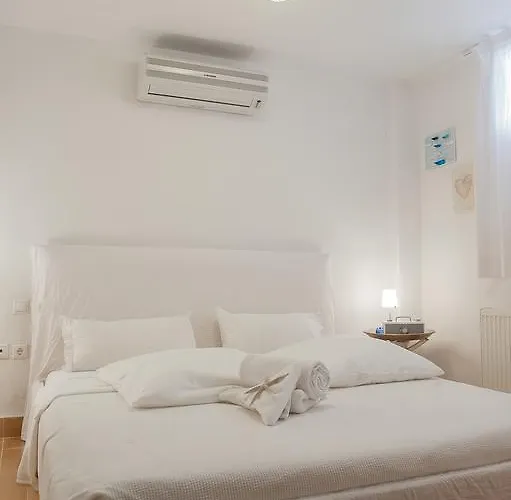 Naftilos Sani With Private Pool 度假居 撒尼海滩