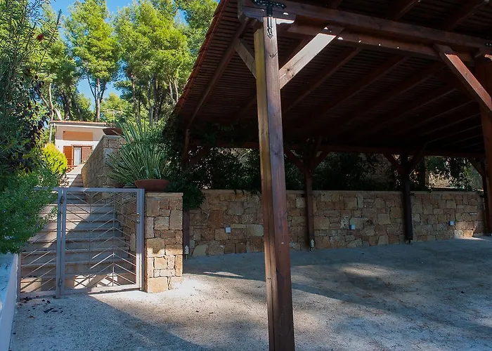 Naftilos Sani With Private Pool