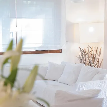 Naftilos Sani With Private Pool Nyaraló *