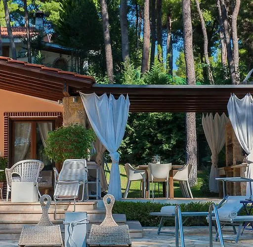 Naftilos Sani With Private Pool *